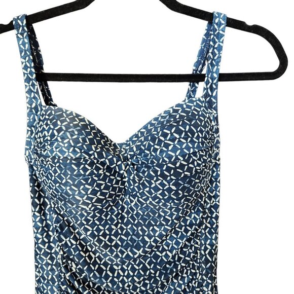 Nip Tuck Nautical Foil Twist Front Tummy Control Women Swimsuit Size 6 - Picture 3 of 14